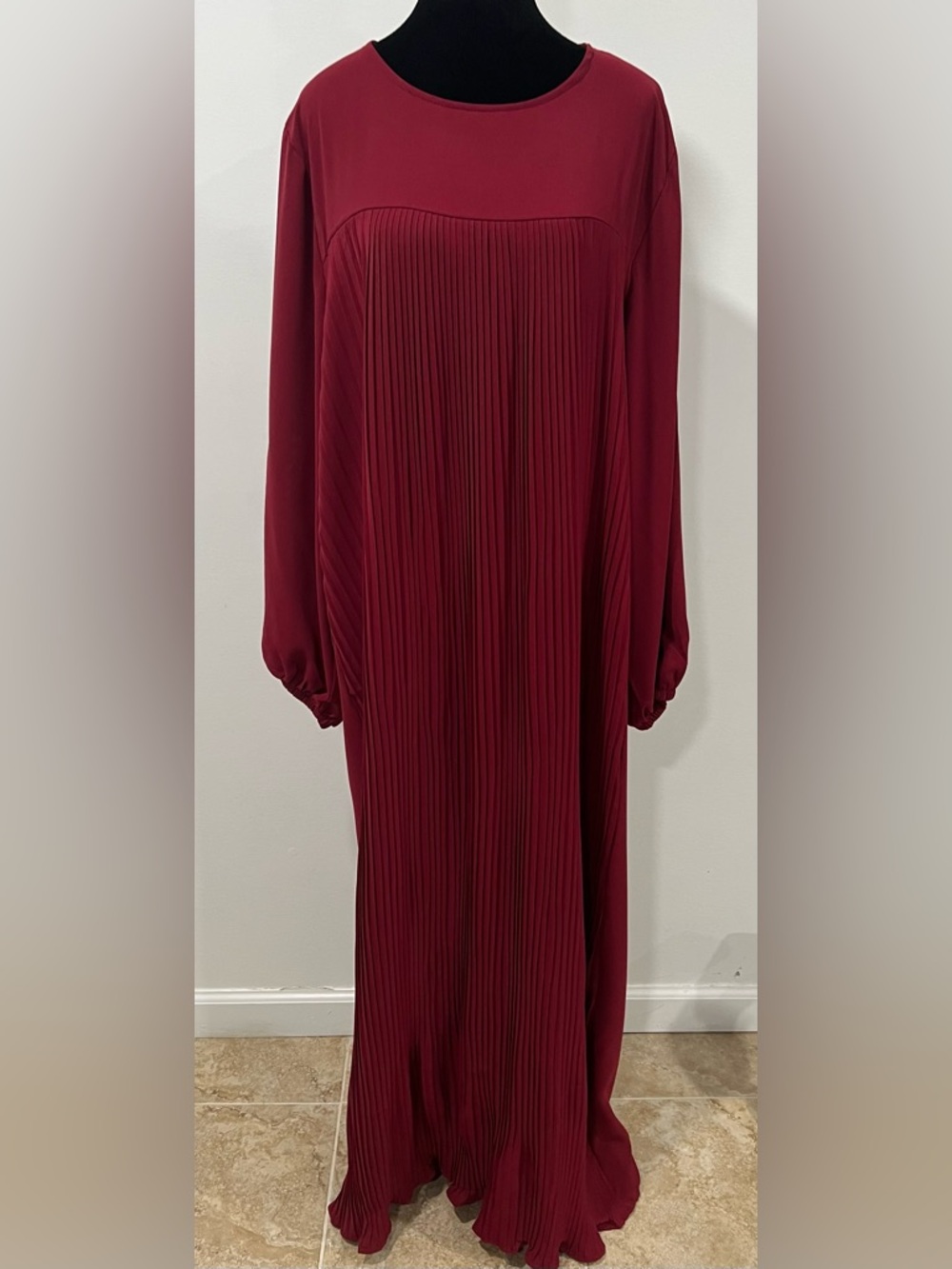 NEW❤️ Crimson Pleated Long Sleeve Women's Dress